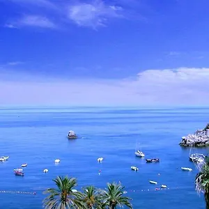 Arianna 3*, Taormina Italia