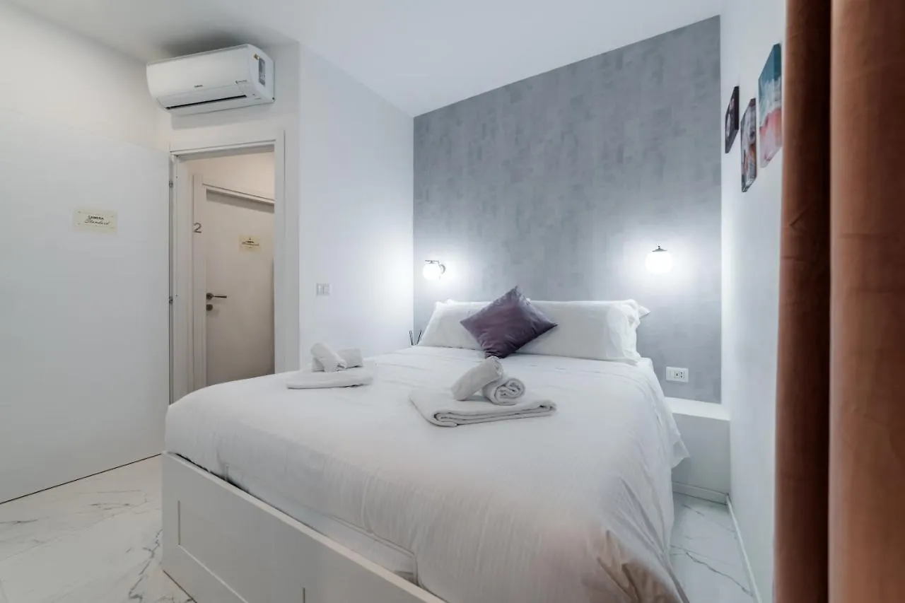 Guest house The Venue Spagna Rome